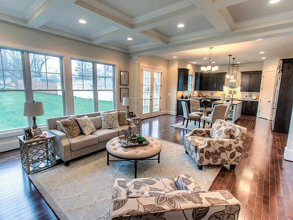 Family Room leading to Kitchen