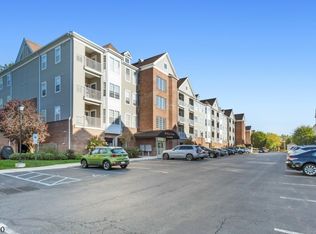 259 Cory Ln BLDG 2 #259, Elmwood Park Boro, NJ 07407