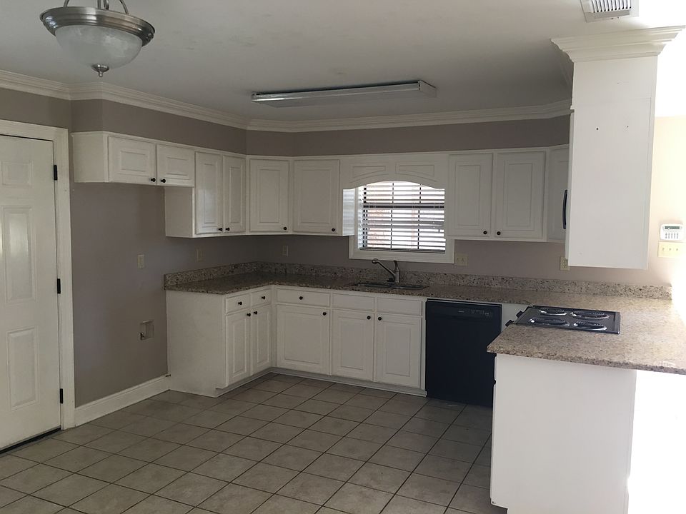1st image of 6143 Coco Dr
