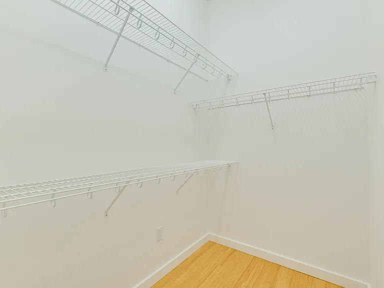 1455 N Killingsworth St #417 — Photo 26