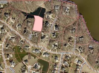 4220 S Lake Ct, Decatur, IL 62521