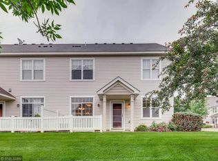 810 Cobblestone Way, Shakopee, MN 55379