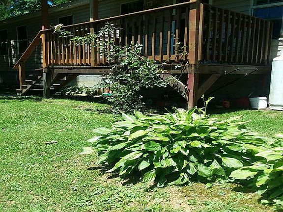 2nd image of 516 Altoona Ln