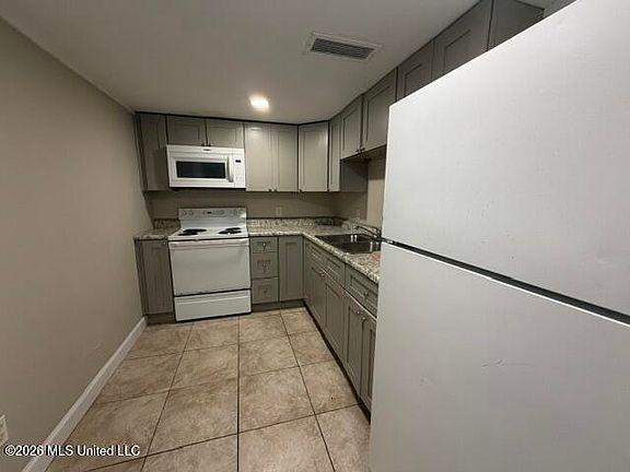 4th image of 3407 53rd Ave #4