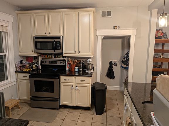 4th image of 615 Lawson Ave