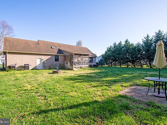 5th image of 31223 Edgewood Dr