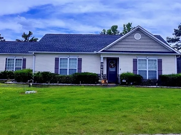 2125 Winding Oak Dr, Opelika, AL 36804
