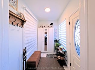 94 Meighen Ave, Toronto, ON M4B 2H7