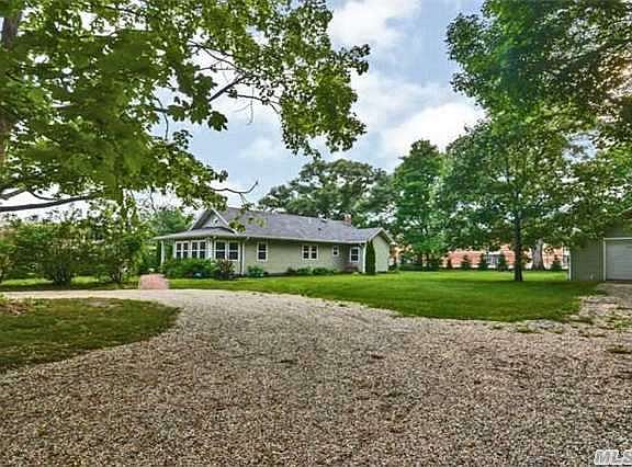 2nd image of 216 Snedecor Ave