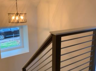 652 Oak Grove Rd #8, Johnson City, TN 37615