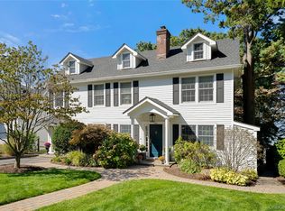 105 Tappan Landing Rd, North Tarrytown, NY 10591