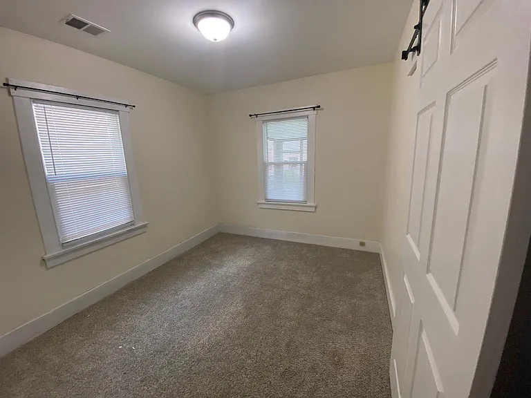 2220 Beeler St — Photo 6