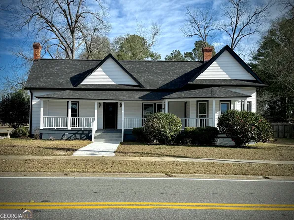 106 N Line St, Dexter, GA 31019