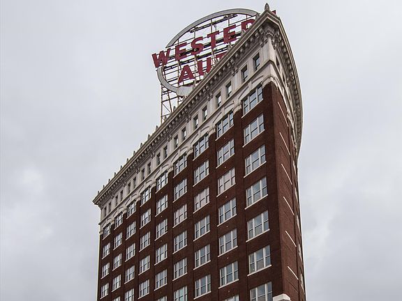 2nd image of 2107 Grand Ave #1001-1002