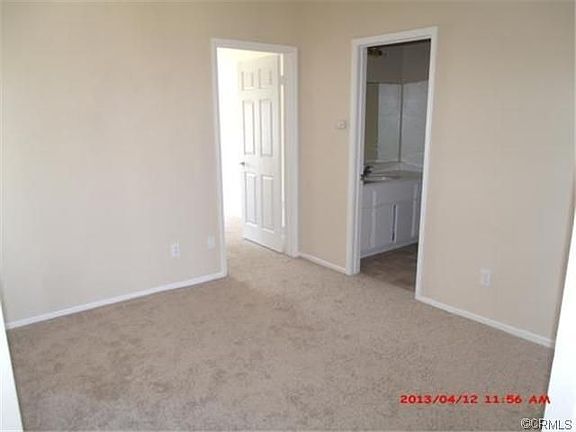 3rd image of 27492 Canterbury St