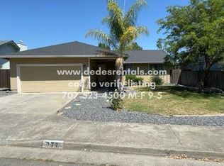 777 Stellar Ln, Windsor, CA 95492