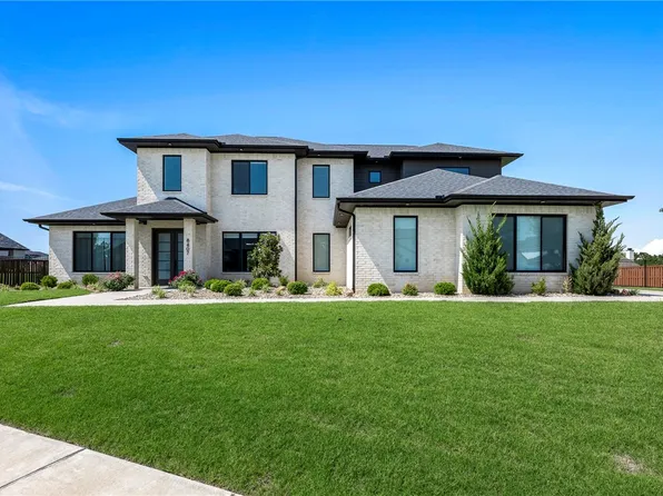 8407 W Migration Way, Bentonville, AR 72713
