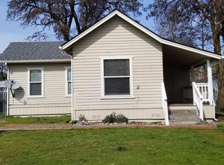 704 SW K St, Grants Pass, OR 97526