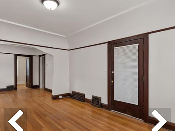 4th image of 2904-2906 N Newhall St #2904/2906
