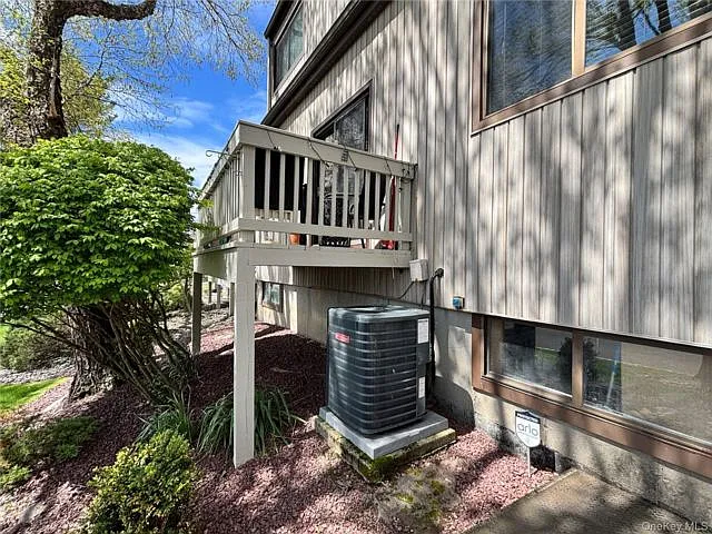 10 Sycamore Dr — Photo 4