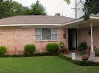 808 Gwenn St, Springdale, AR 72762