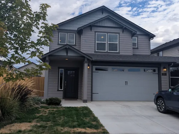 1595 NW Upas Pl, Redmond, OR 97756