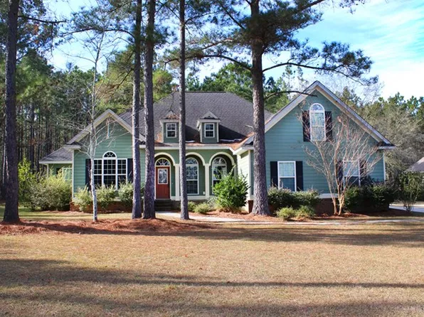 100 Bridlewood Ct, Thomasville, GA 31792