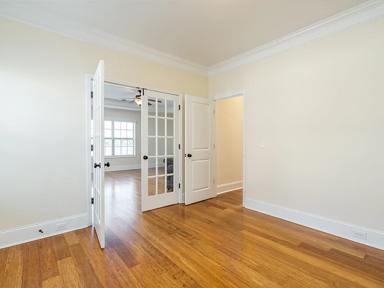 965 McCathern Ave — Photo 16