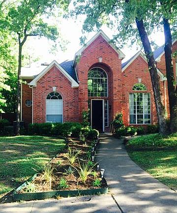 2nd image of 3 Wellington Oaks Cir