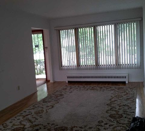 4th image of 738 Francis Dr