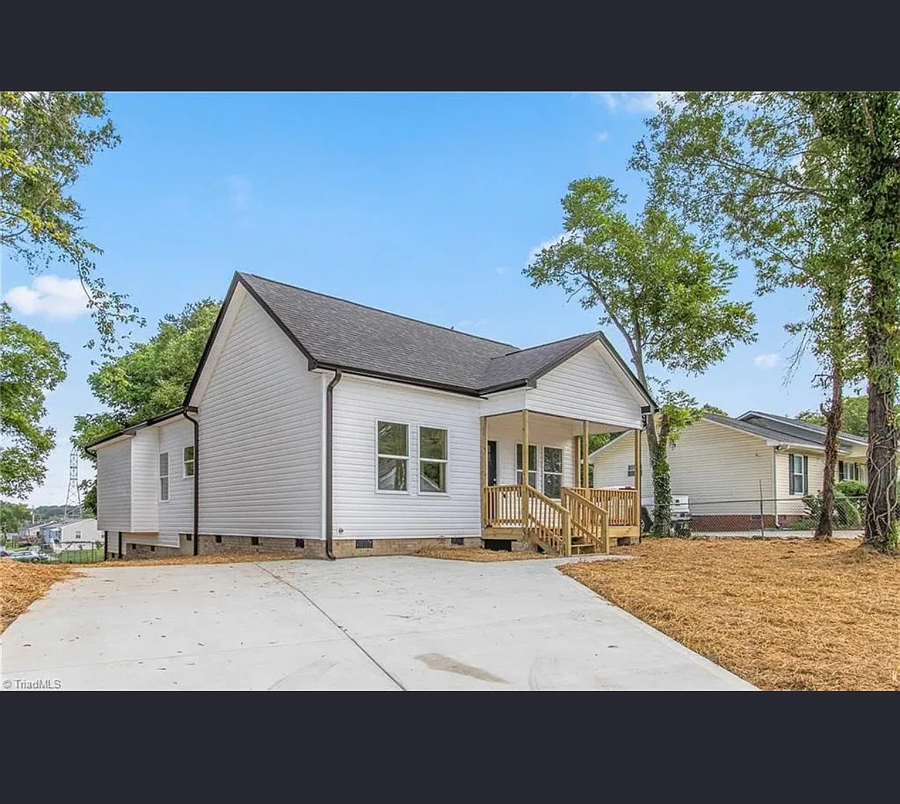 3 bed, 1460 sqft, $2,000 — Photo 1