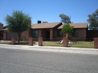 5592 S Oak Ridge Dr, Tucson, AZ 85746