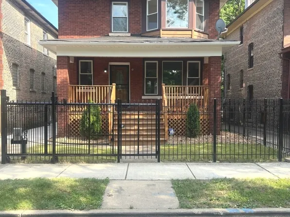 2627 E 74th Pl, Chicago, IL 60649