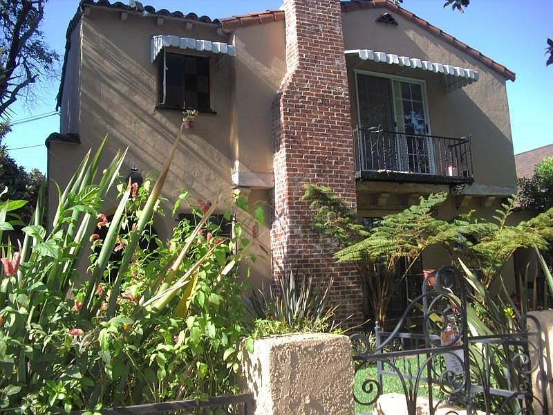 1st image of 3809 Hollypark Pl