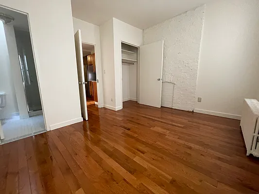 Rented by Bond New York | media 16