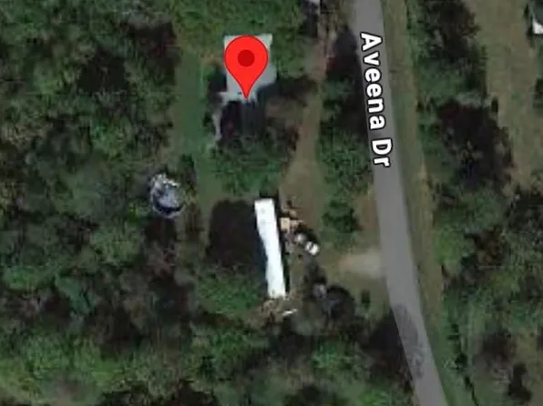 3819 Aveena Dr, Claremont, NC 28610