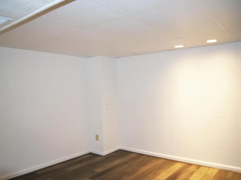 9771 Bunker Hill Ln — Photo 14
