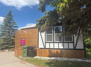 3223 83rd St NW #429, Calgary, AB T3B5N1