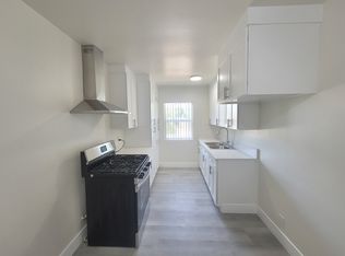 20617 Hartland St #5, Winnetka, CA 91306