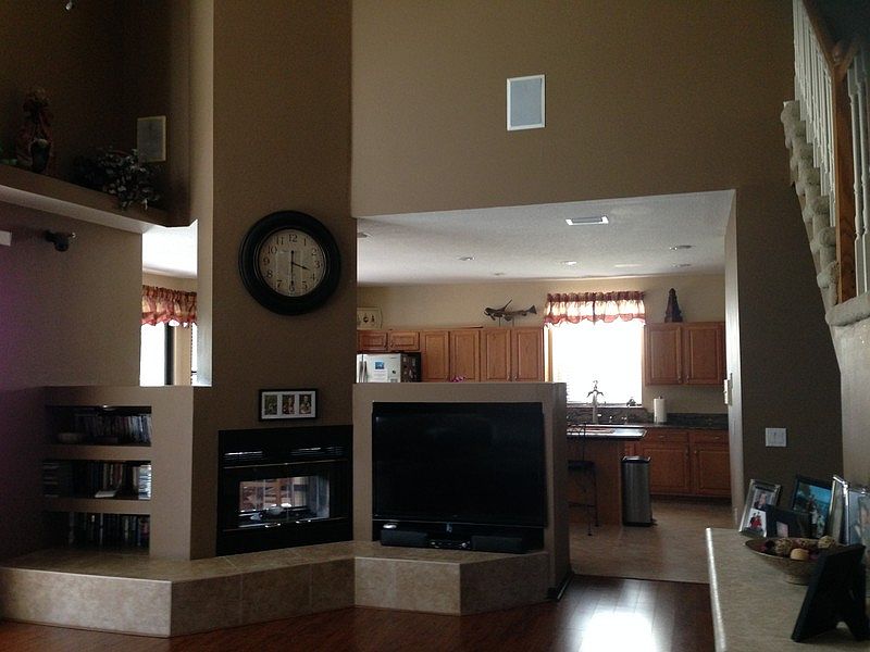 2nd image of 36250 Glenwood Cir
