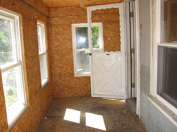 entry porch