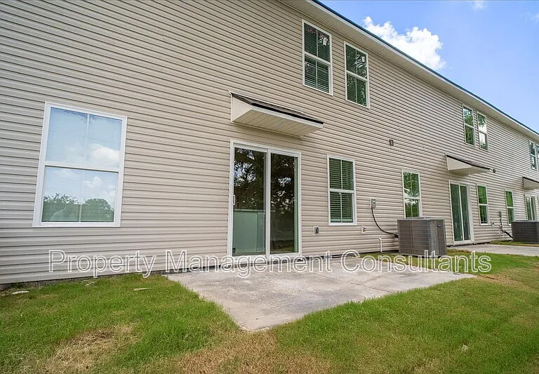 4151 Hudson Ct — Photo 21