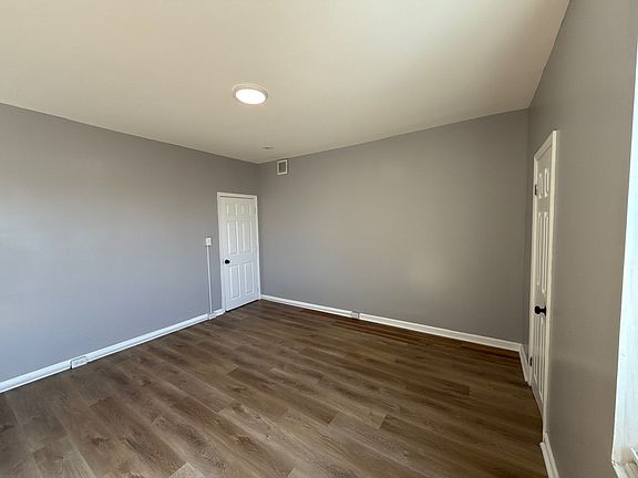 5th image of 2531 Loyola Southway #B