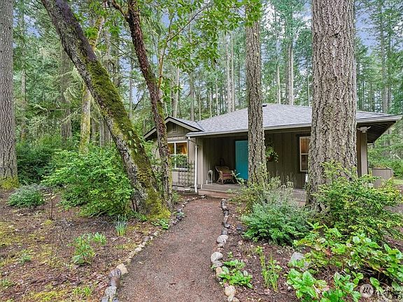 2nd image of 8918 129th Avenue Ct