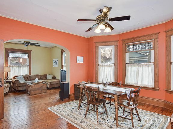 4th image of 352 Washington Blvd