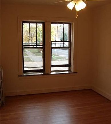 2nd image of 3735 N Leclaire Ave APT 3