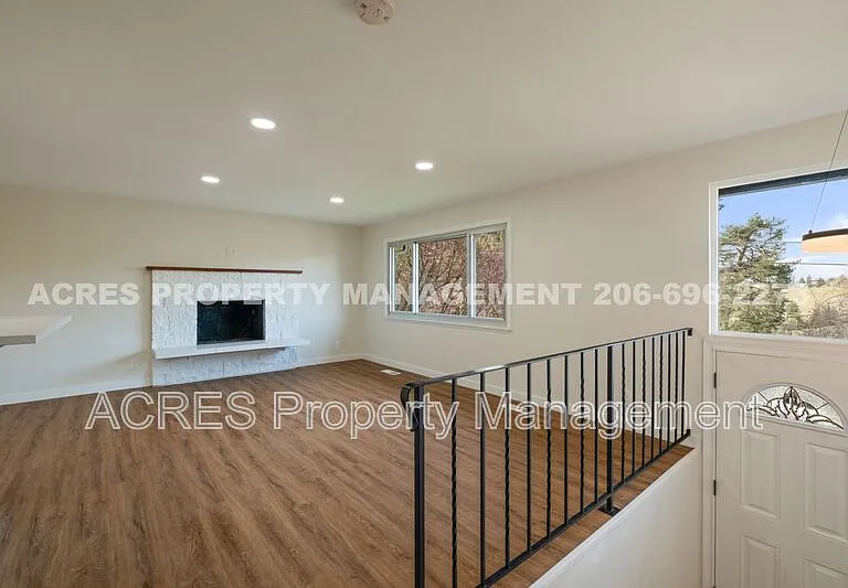 21222 15th Ave S — Photo 10