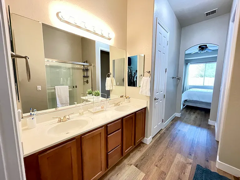 6760 E Devon Ct — Photo 6