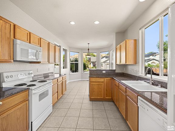 5th image of 5730 Cathedral Peak Dr