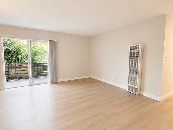 3rd image of 417 Harrison Ave APT 5